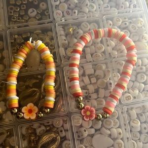 These are a bundle of two flower clay bead bracelets💐